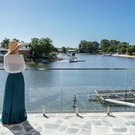 Waterfront Bliss On Maroochydore Canal Exterior photo