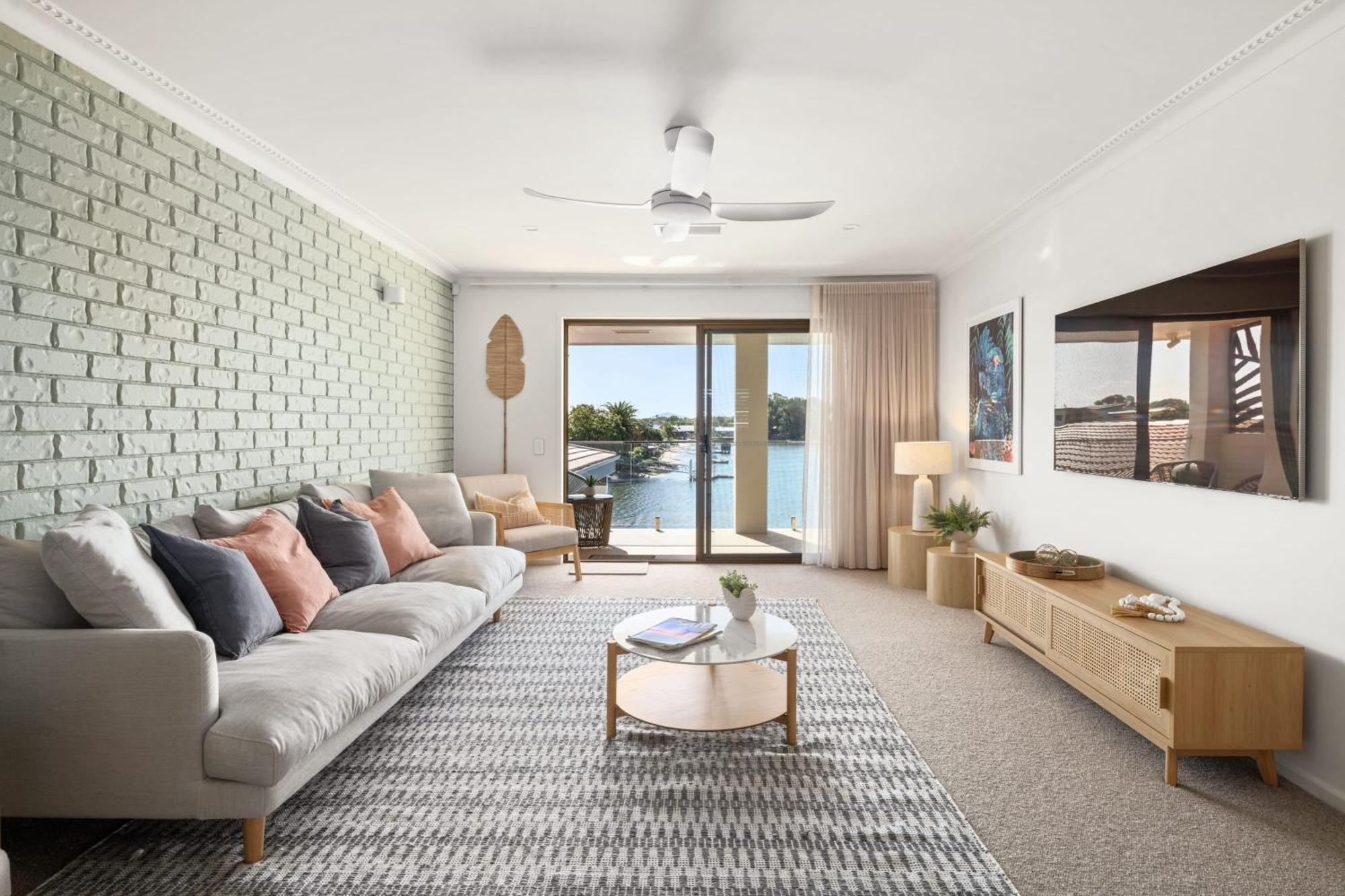 Waterfront Bliss On Canal Maroochydore